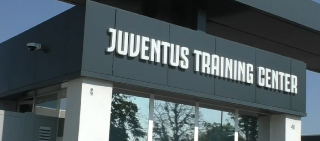 Juventus, emergenza in difesa. Gatti fuori per un mese.